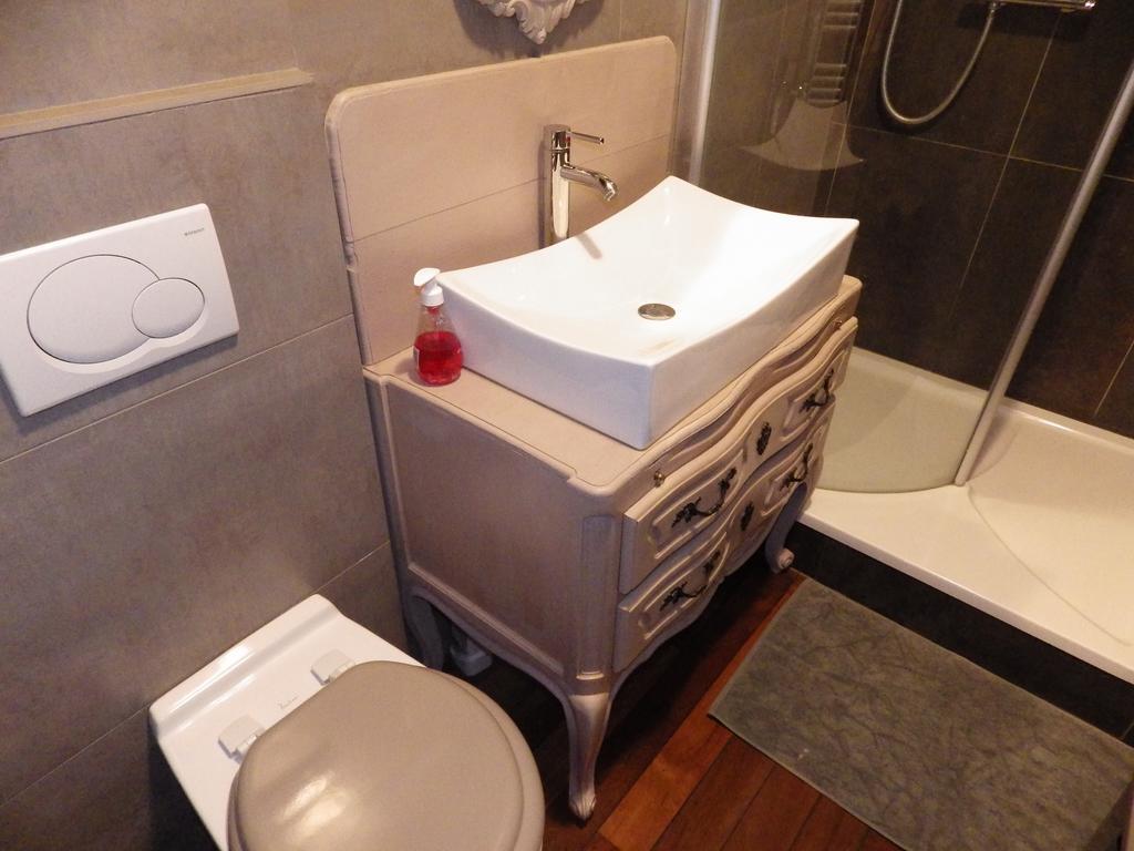 Charmant Studio A Strasbourg Apartment Екстериор снимка