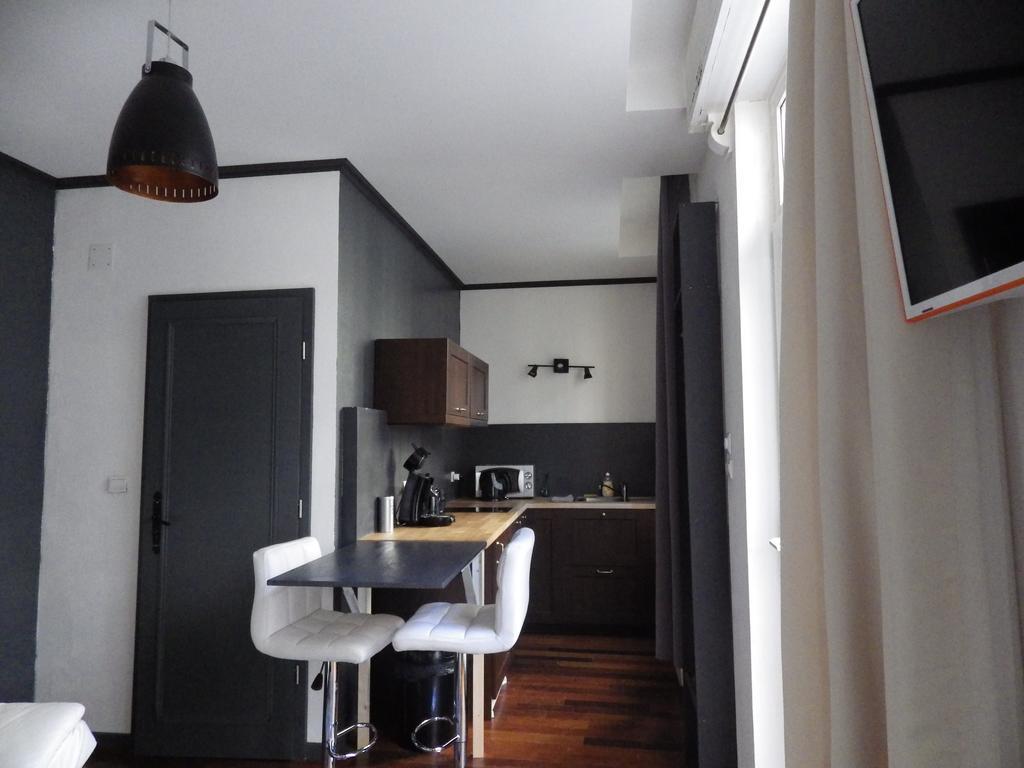 Charmant Studio A Strasbourg Apartment Екстериор снимка